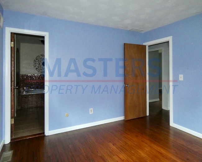 Building Photo - 10477 Mandell Rd