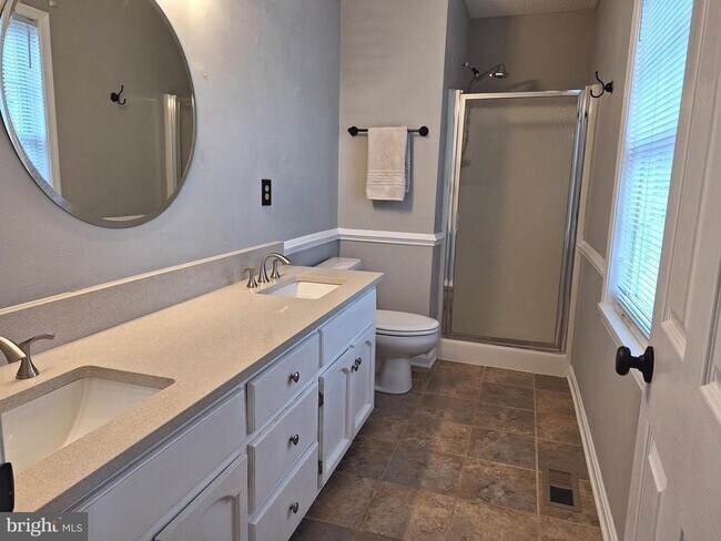 Building Photo - 12 Albano Ct