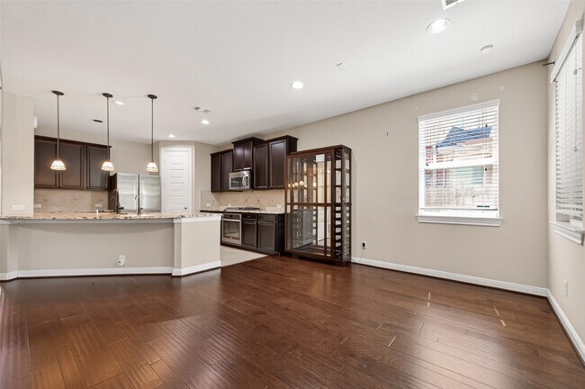 Building Photo - 3002 Overbrook Meadow Ln