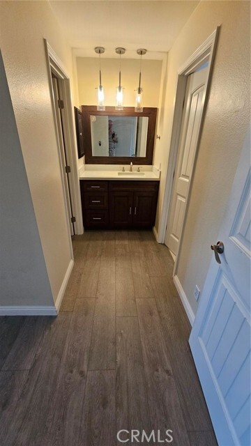 Building Photo - 876 Tangerine St