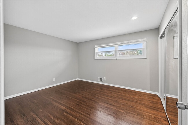 Building Photo - 3953 Arthur St NE