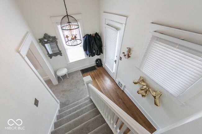 Building Photo - 809 Broadway St