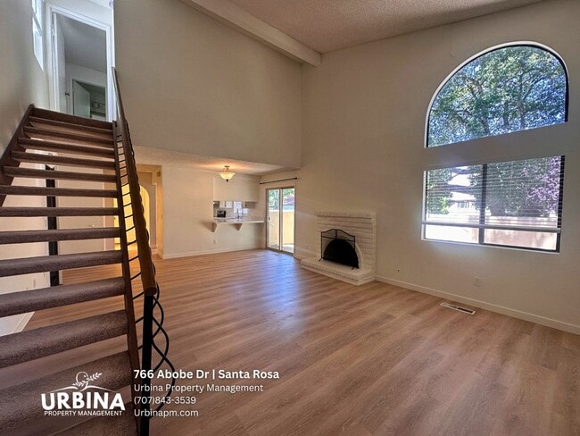Building Photo - Newly Renovated 3 Bedroom Home with Community Pool and Two-Car Garage