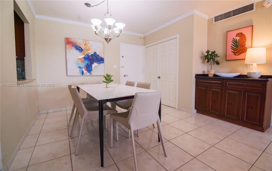 Building Photo - 5151 Collins Ave