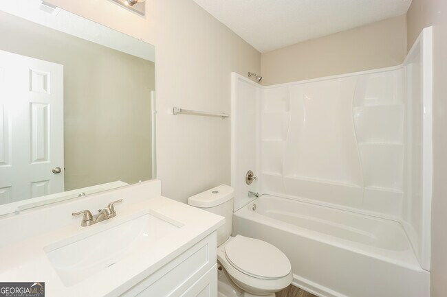 Building Photo - 227 Bella Vista Terrace