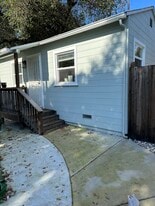 Building Photo - 119 Commercial St