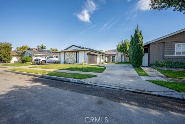 Building Photo - 3600 Lama Ave