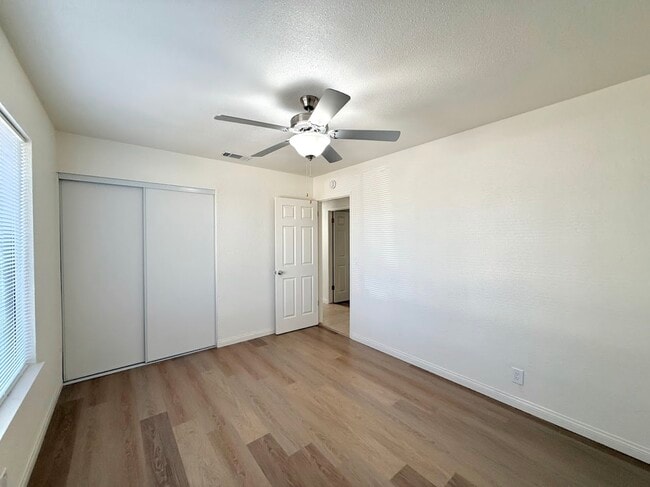 Building Photo - 18089 Capri St