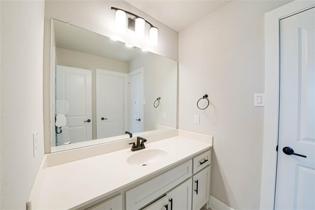 Building Photo - 727 Stearman Ln