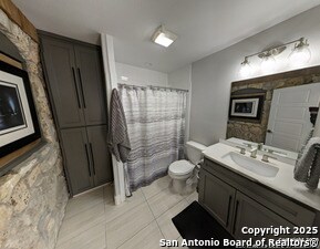 Building Photo - 9810 Park Dr