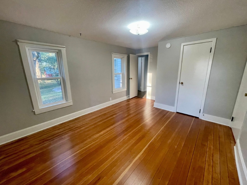 Building Photo - 2055 140th St