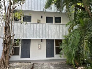 Building Photo - 3071 SW 27th Ave