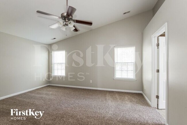Building Photo - 16211 Long Talon Way