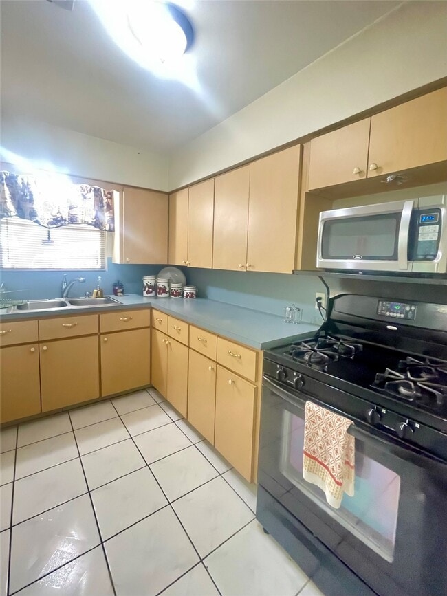 Building Photo - 3509 Ramsey Dr