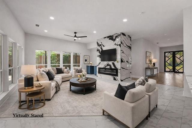 Building Photo - 7103 Blythdale Dr