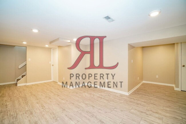 Building Photo - 5066 Ivywild Ave