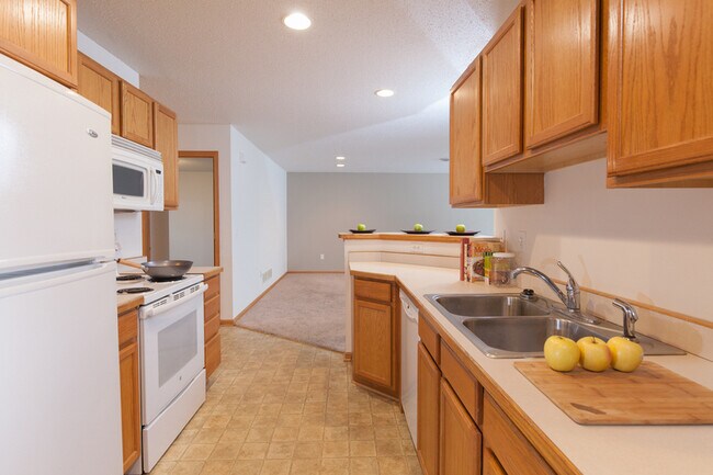 Building Photo - 540 Lulu Ln