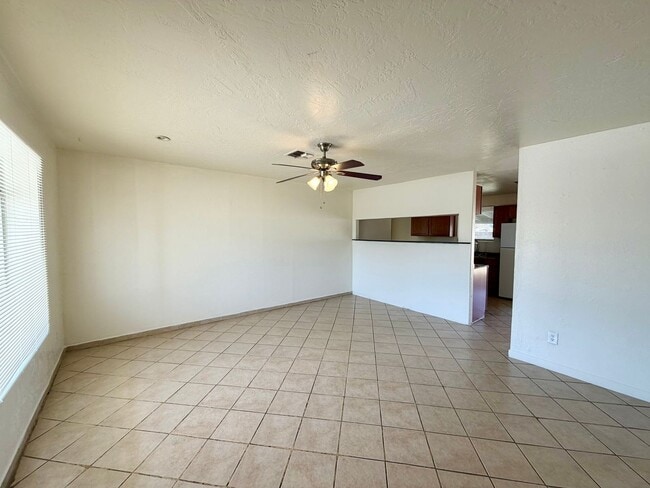 Building Photo - 3 Bedroom Gem with large bonus room and RV gate! No HOA
