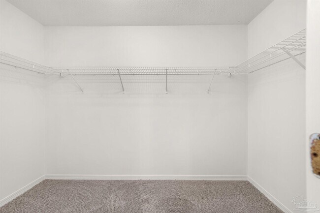 Building Photo - 9568 Brentwood Blvd