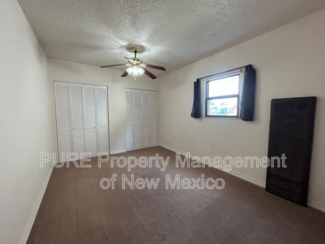 Building Photo - 2104 Smith Ln