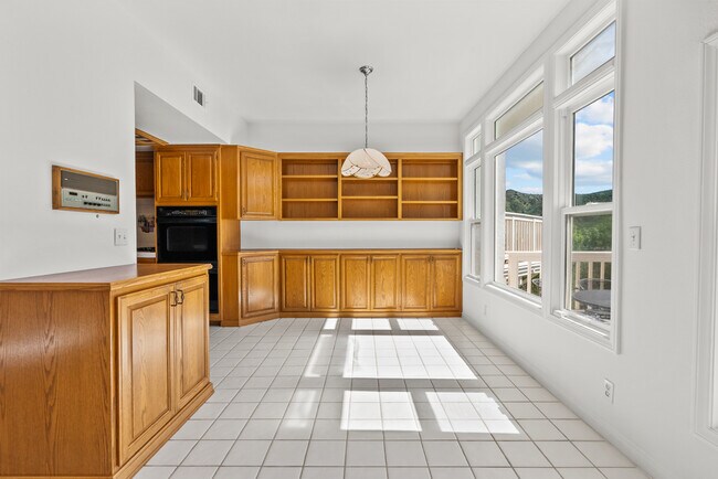 Building Photo - 32126 Canyon Ridge Dr