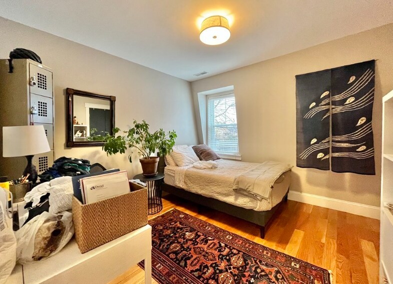 Building Photo - 9 Sherman St