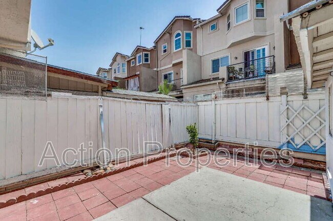 Building Photo - 4010 Shanj Ct