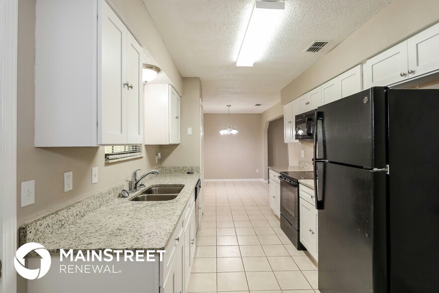 Building Photo - 7573 Falcon Trace Ct