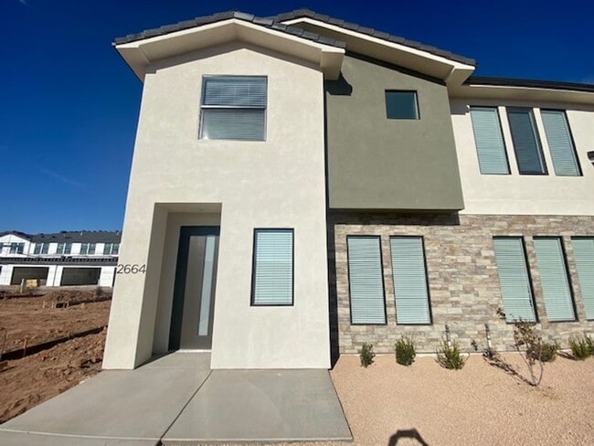 Building Photo - 2664 E Gray Birch Dr