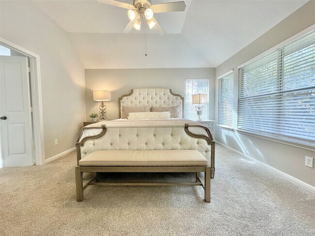 Building Photo - 46 Flickering Sun Ct