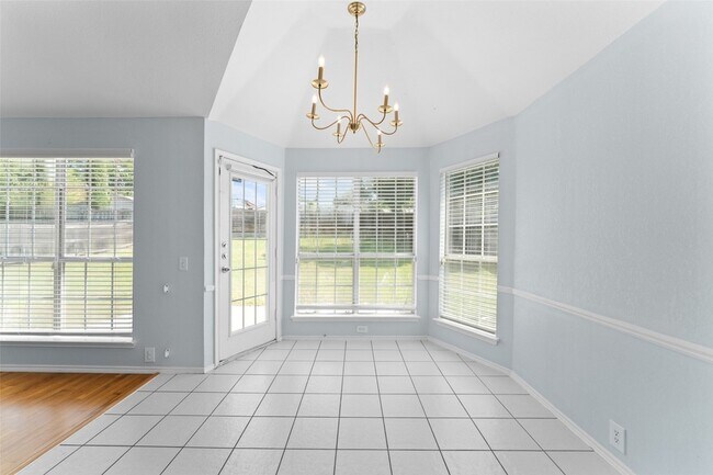 Building Photo - 6903 Hawaii Ln