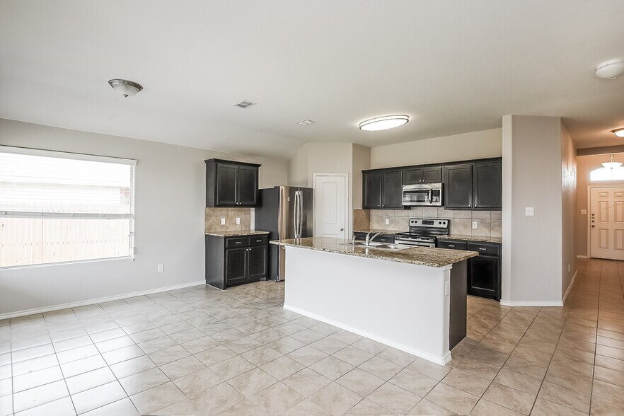 Building Photo - 8616 Fawn Hill Ct