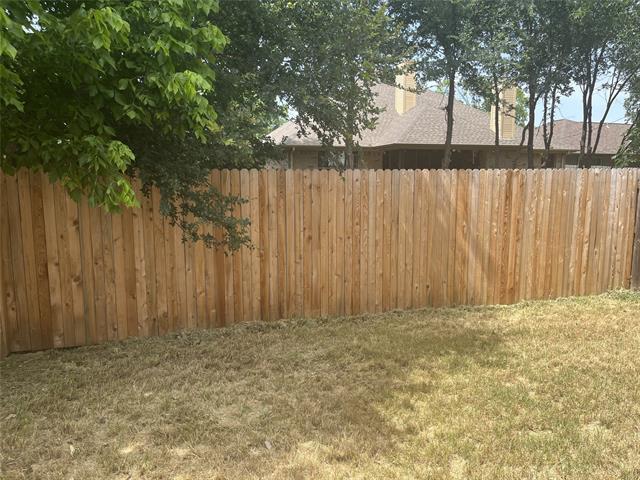 Building Photo - 1217 Village Garden Dr