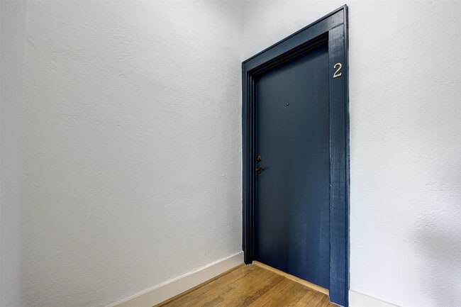 Building Photo - 1516 Bonnie Brae St