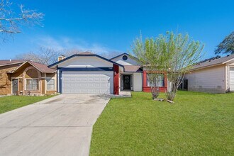 Building Photo - 7919 Wayside Trail