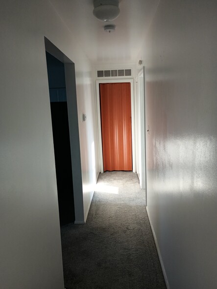 Hallway viewed toward bathroom. - 1331 N Black Horse Pike