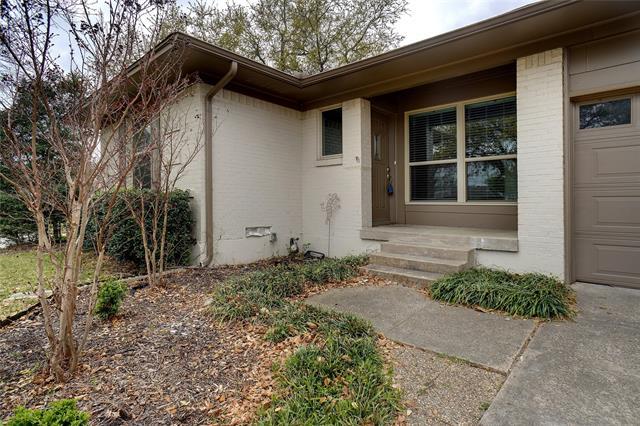 Building Photo - 1201 Lorrie Dr