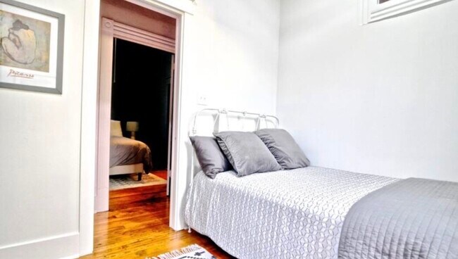 Building Photo - 3617 Ave Q 1/2