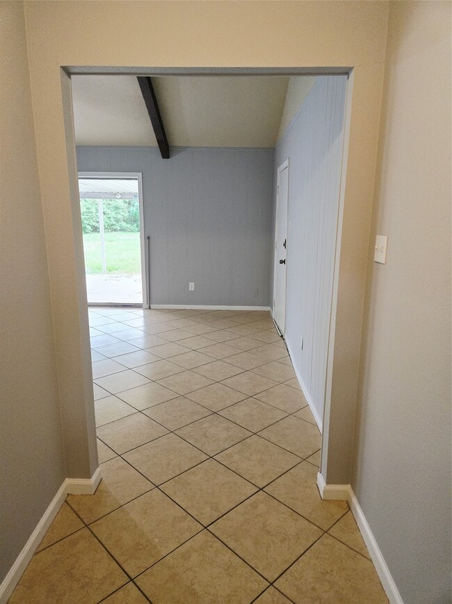 Building Photo - 7731 Deadwood Dr