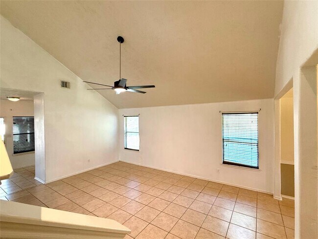 Building Photo - 4762 Lonestone Cir