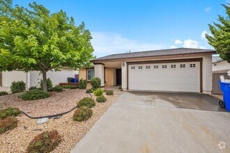 Building Photo - Single Family House One Level