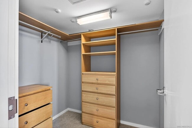 Building Photo - 321 Tenth Ave