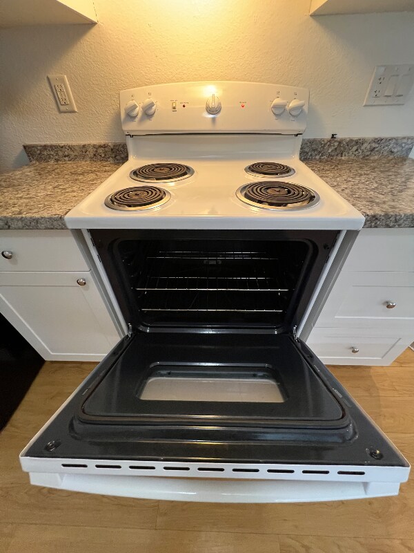 Building Photo - 18555 Fort Smith Cir