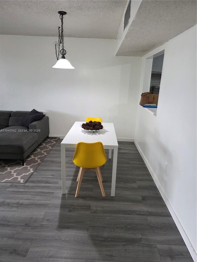 Building Photo - 8065 SW 107th Ave