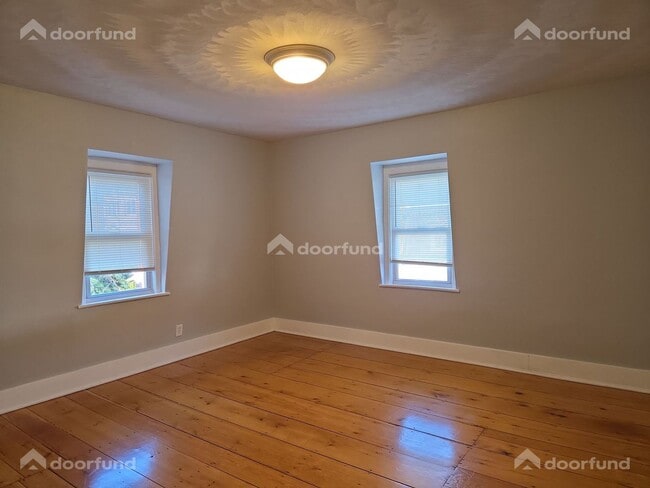 Building Photo - 17 Wachusett St