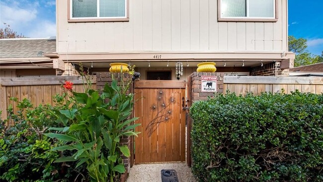 Building Photo - 4417 Westminster Dr