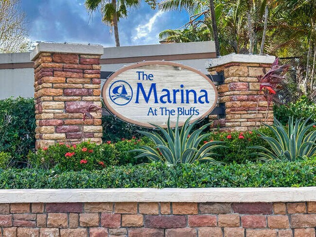 Building Photo - 2301 Marina Isle Way