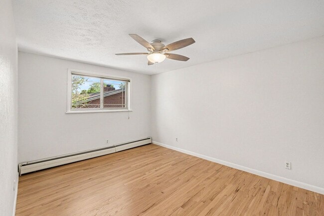 Building Photo - 1200 Tulip St