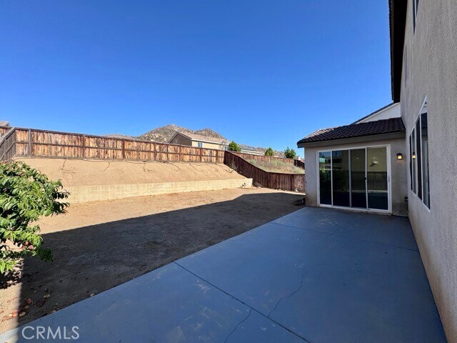 Building Photo - 26612 Iron Mountain St