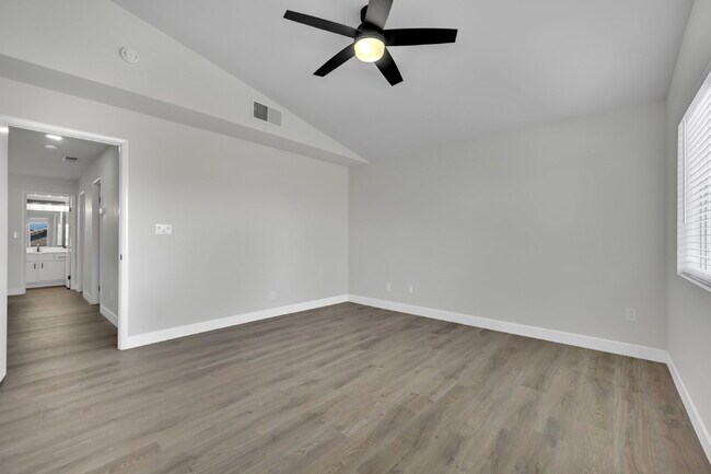 Building Photo - Step into this charming 3-bedroom, 3-bathroom home that has so much to offer!